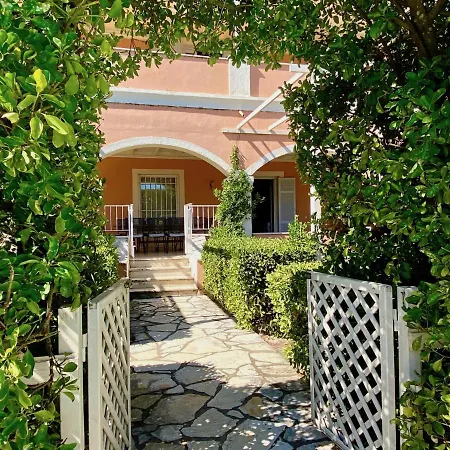 Petros With Private Pool By Dadovillas Kassiopi